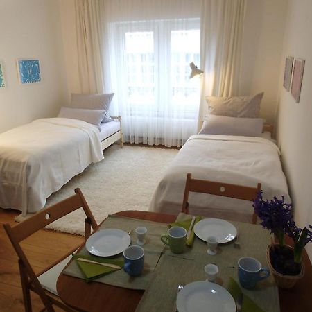 Ferienwohnung Am Schloss Карлсруэ Экстерьер фото