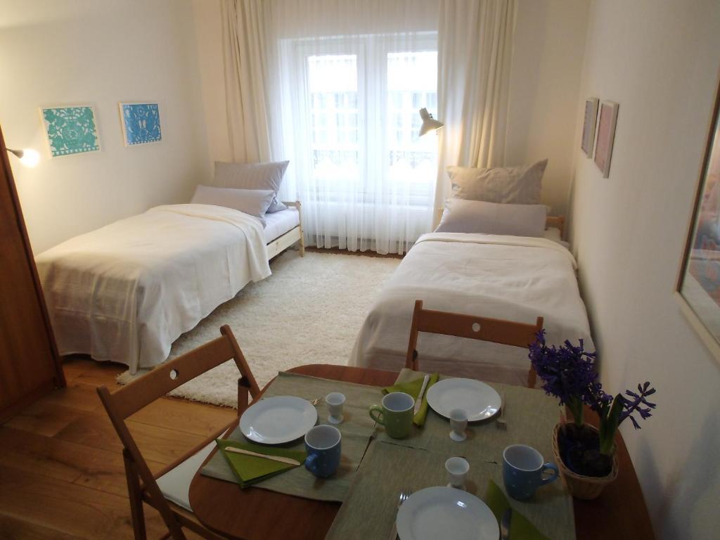 Ferienwohnung Am Schloss Карлсруэ Экстерьер фото